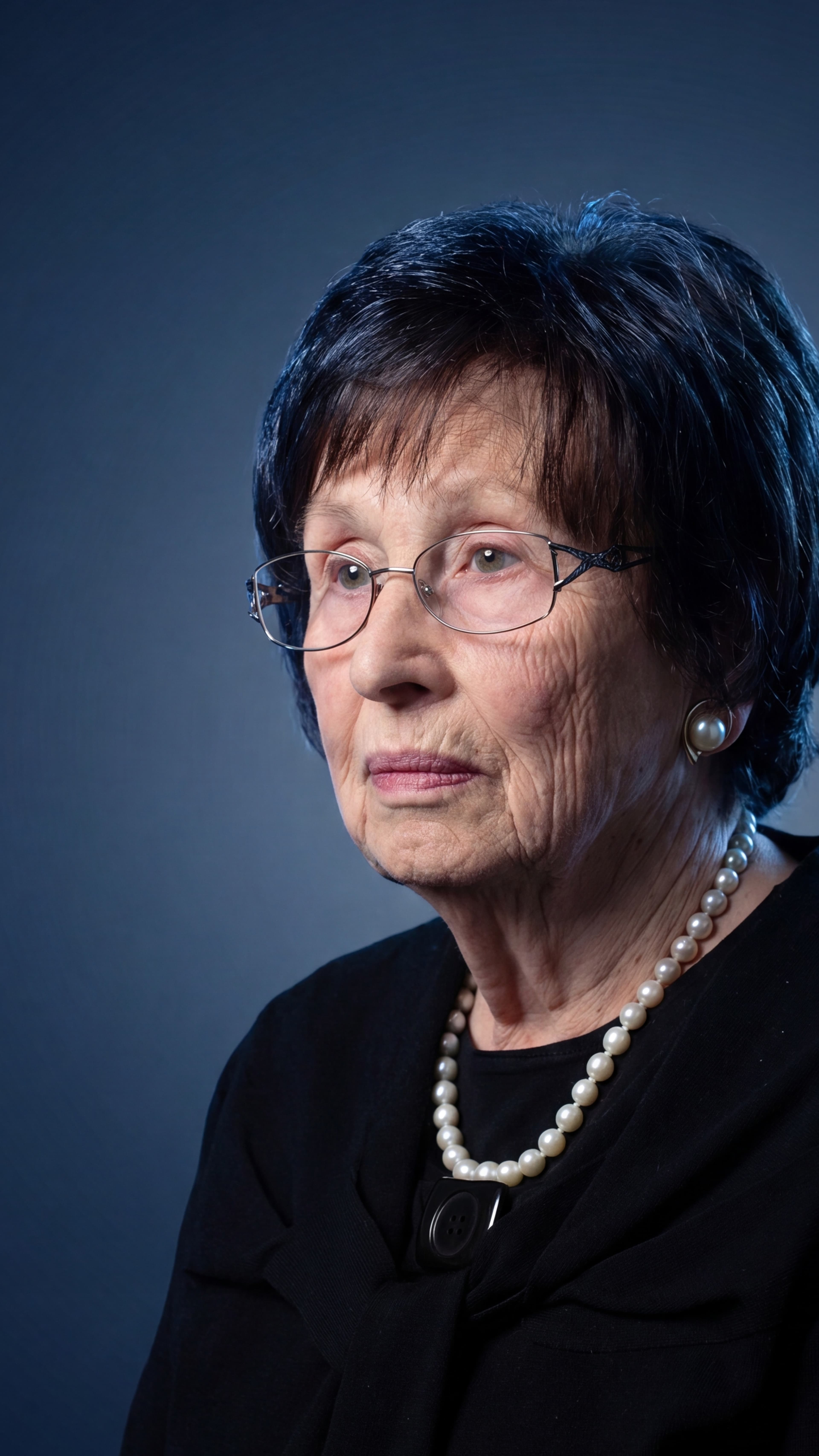 Esther Gestetner